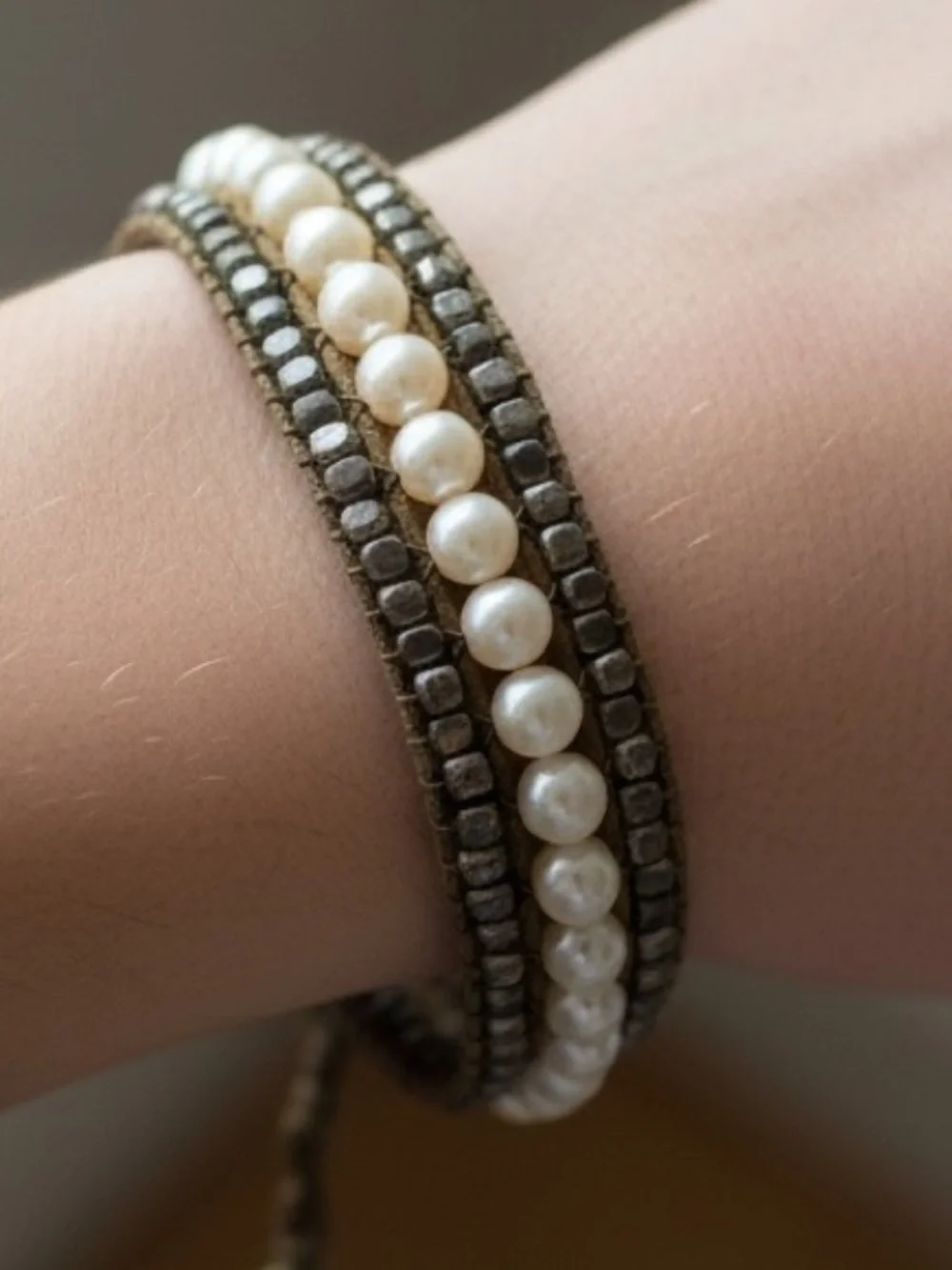 AE Vintage Pearl & Hematite Jute Wrap Bracelet